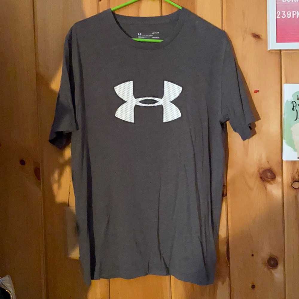 UnderArmour shirt